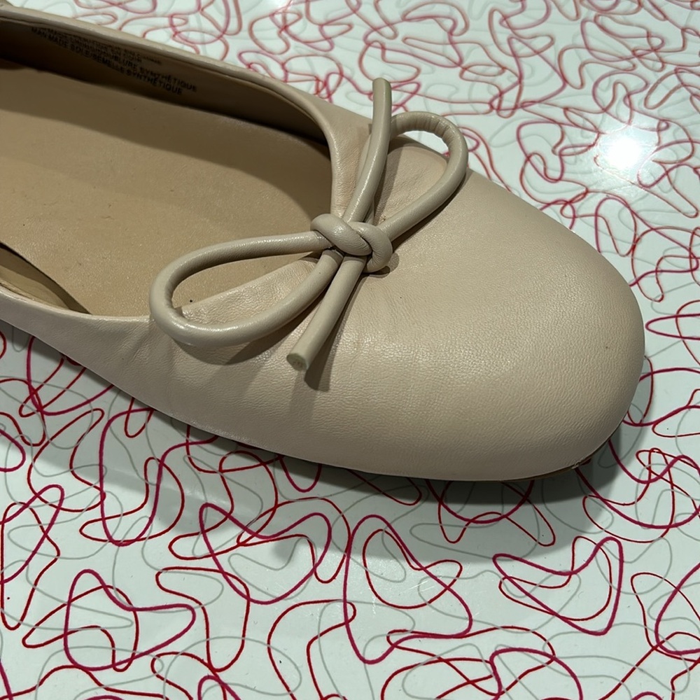 Saks fifth avenue ballet flats in beige nude color womens size 9 1/2 - Picture 5 of 6